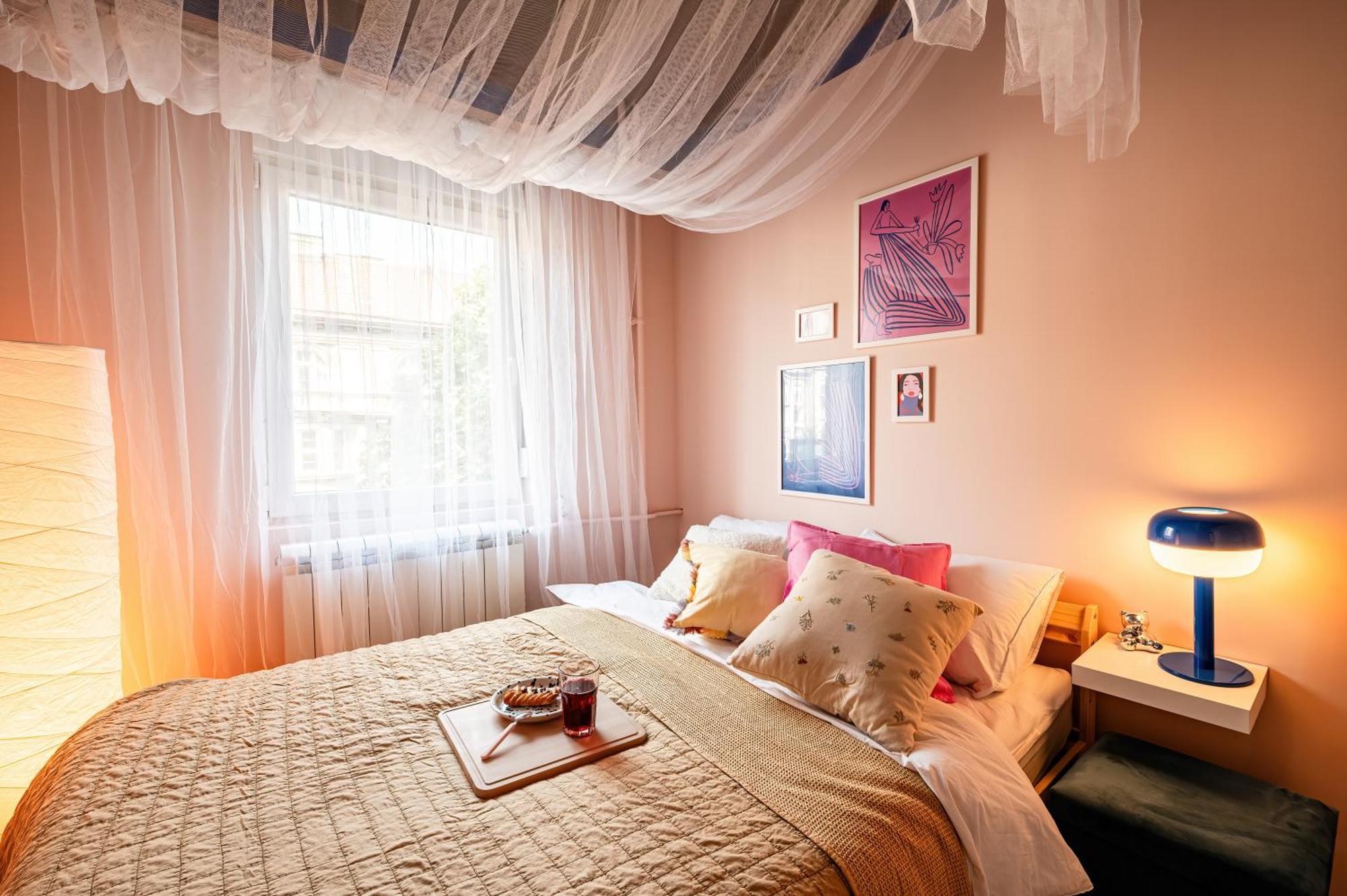 Play Cloud Manor Old Town Heart Renovated 贝尔格莱德