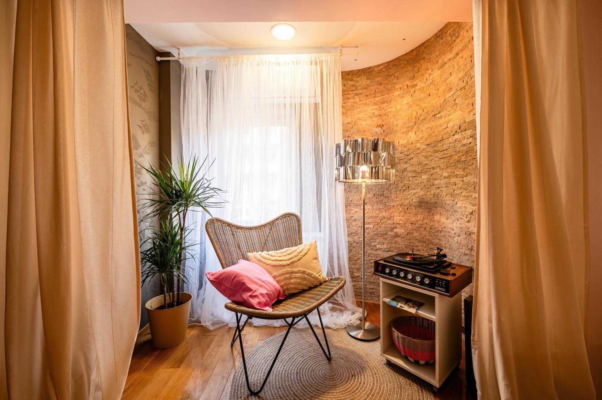 Play Cloud Manor Old Town Heart Renovated * Belgrad